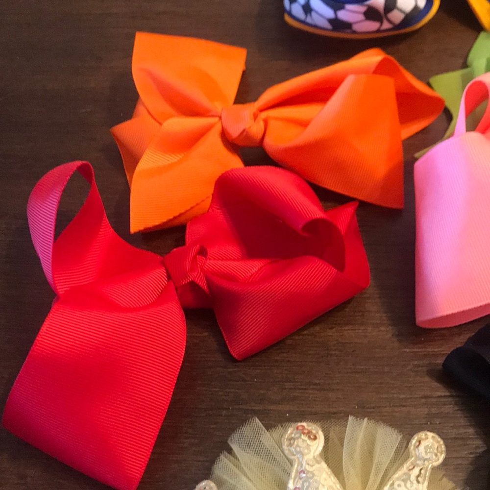 Bows - Picture 5 of 12